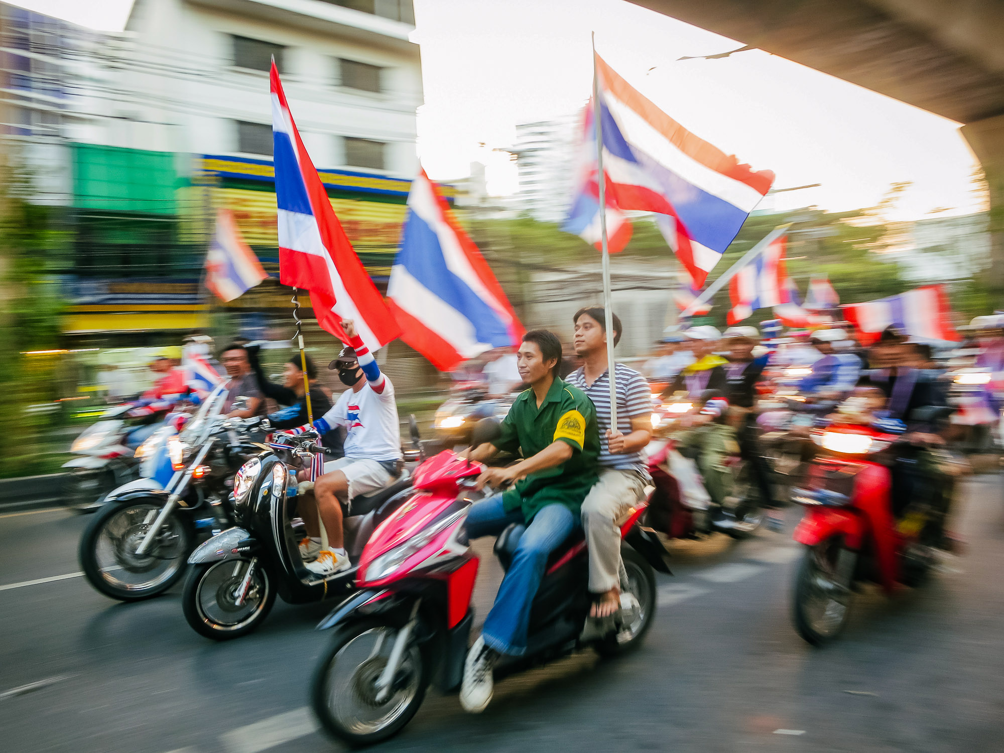 Protestors on motorcycles during the coup d'etat in bangkok thailand - Editorial Photographer Bangkok